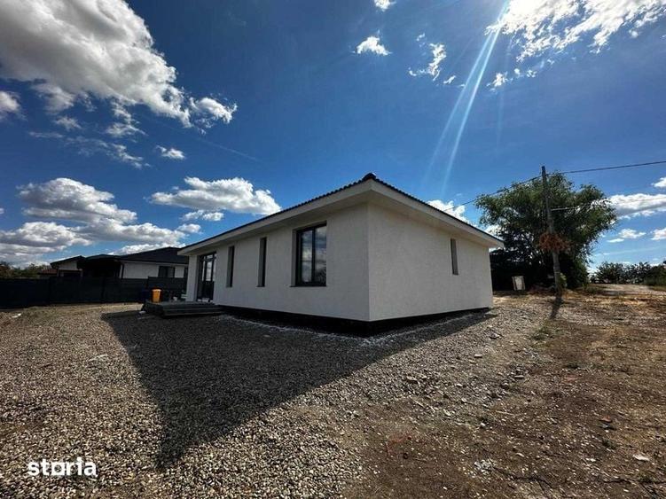 Casă cu 3 camere cu Teren 131 Mp în Oncea