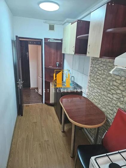 Garsonieră decomandată în Trivale