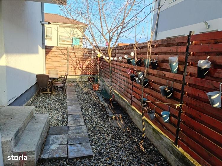 Apartament cu 3 camere, mobilat în Central