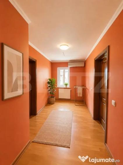 Casă cu 7 camere cu Teren 500 Mp în Braytim