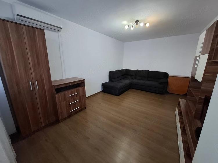 Apartament cu 2 camere decomandat în Micro 18