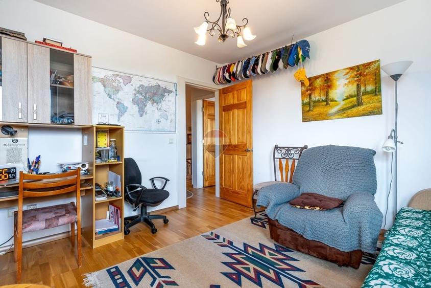 Duplex cu 5 camere cu Teren 512 Mp în Florești