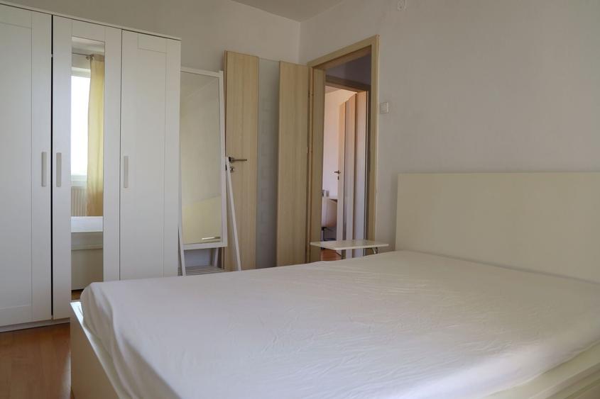 Apartament cu 3 camere, mobilat în Ultracentral