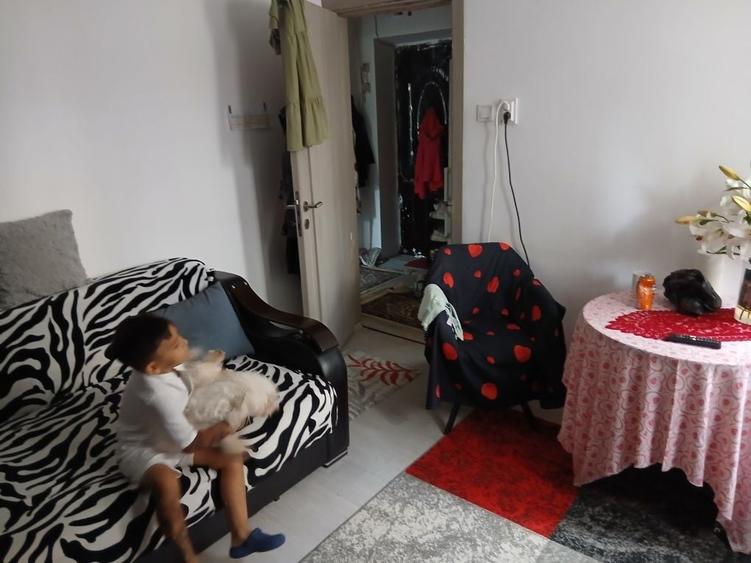 Apartament cu 2 camere decomandat în Rahova