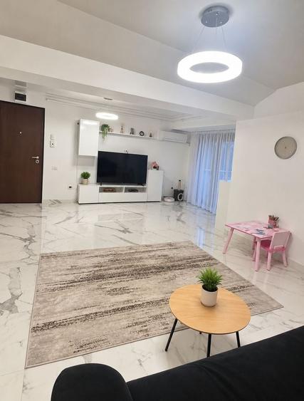 Apartament cu 3 camere decomandat, mobilat în Inel I