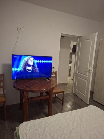 Garsonieră decomandată în Central