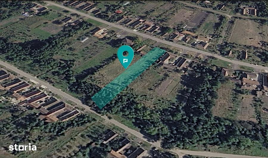 Teren de 1966 mp, în Central