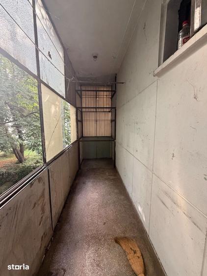 APARTAMENT 2 CAMERE | PRIMAVERII | NECESITA RENOVARE - 1