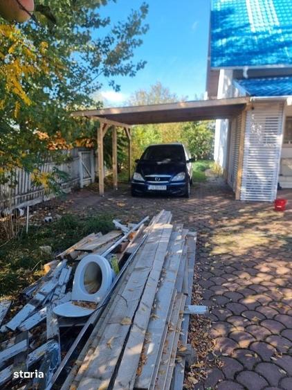 Casă cu 5 camere cu Teren 300 Mp în Central