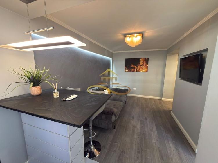 Apartament cu 2 camere decomandat în Central
