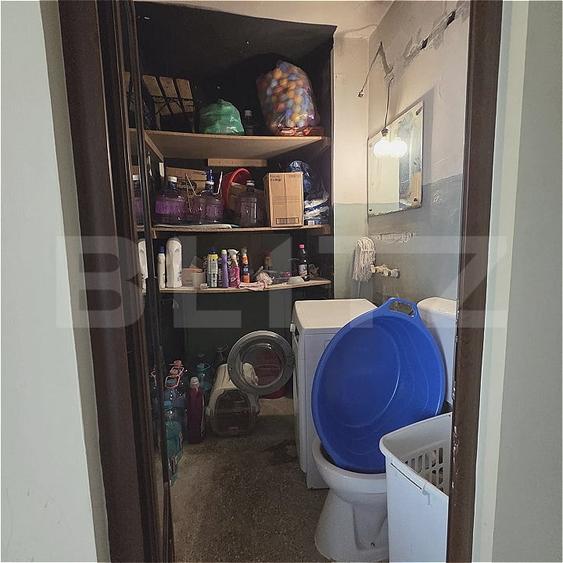 Apartament cu 4 camere decomandat, mobilat în Micro 16