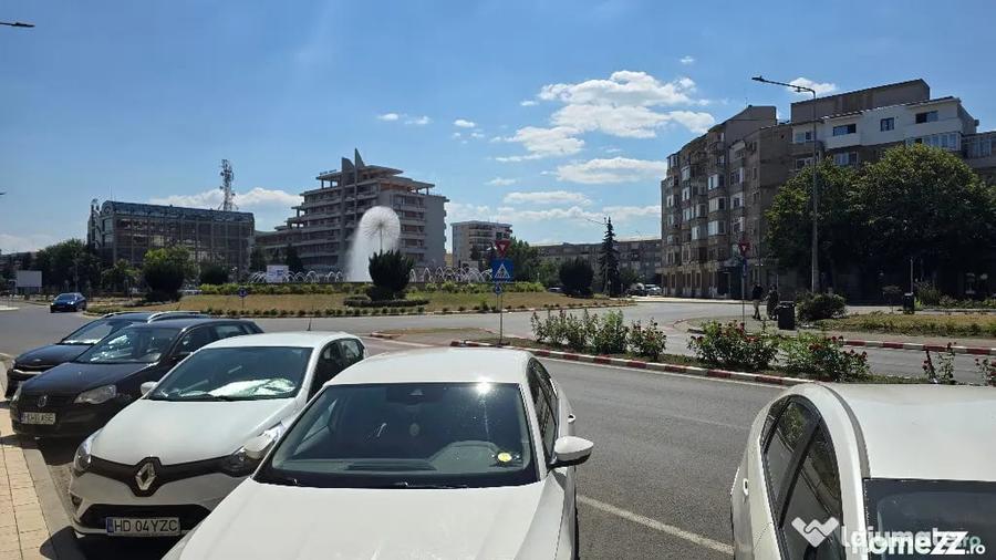 Spațiu comercial, de 70 mp, în Decebal
