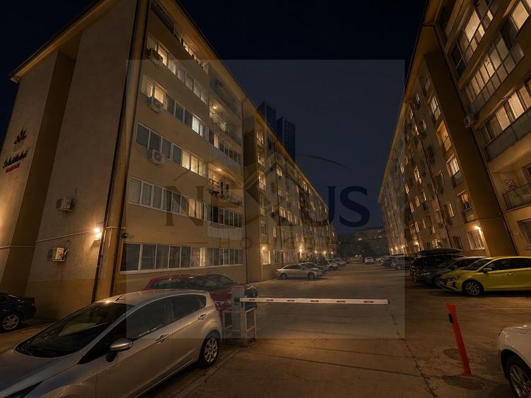 Apartament cu 2 camere decomandat, mobilat în Sud