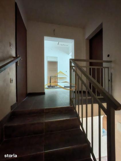 Casă cu 4 camere cu Teren 1007 Mp în Cleja