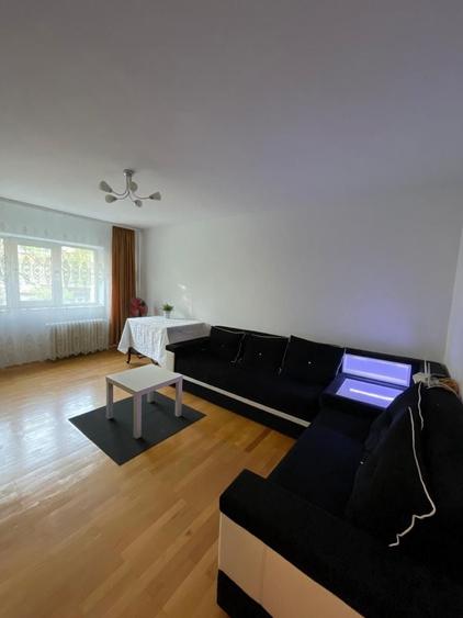 Apartament cu 2 camere decomandat în Aviației