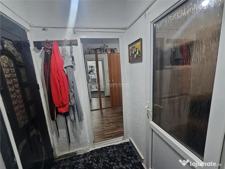 Garsonieră decomandată în Central