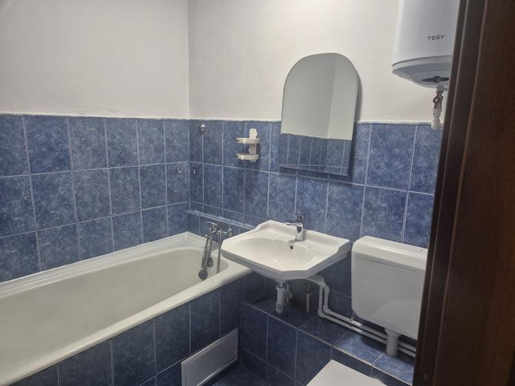 Apartament cu 2 camere decomandat în Doamna Ghica