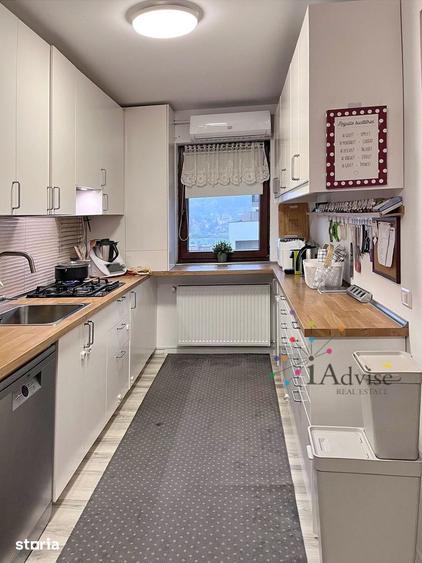 Apartament cu 4 camere în Central
