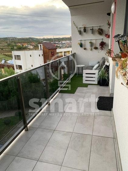 Apartament cu 2 camere semidecomandat, mobilat în Borhanci
