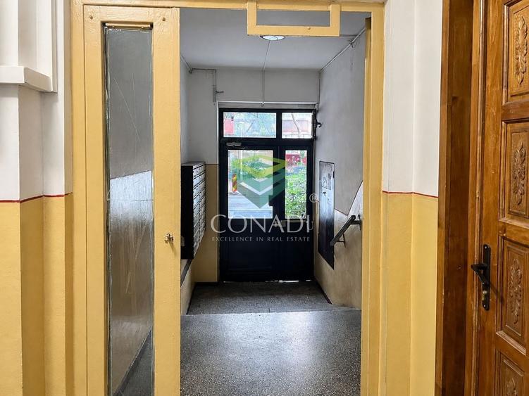 Apartament cu 3 camere decomandat, mobilat în Drumul Taberei
