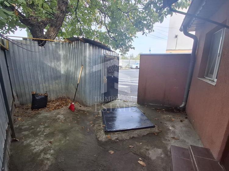 Casă individuală cu 2 camere cu Canalizare în Andronache