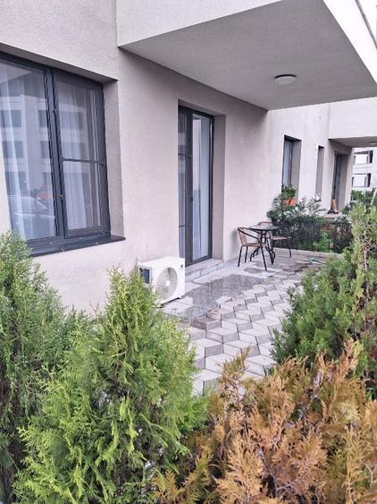 Apartament cu 2 camere decomandat în Tomis Plus