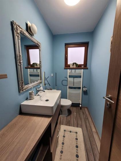 Duplex cu 5 camere decomandat cu Teren 250 Mp în Florești