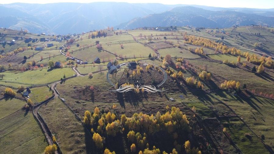Teren Construcții intravilan de 66000 mp, în Măguri