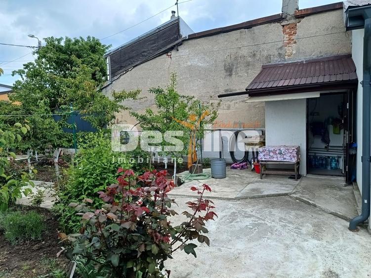 Casă individuală cu 3 camere cu Canalizare în Grivița
