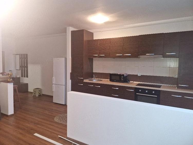 Apartament cu 2 camere decomandat în Florești