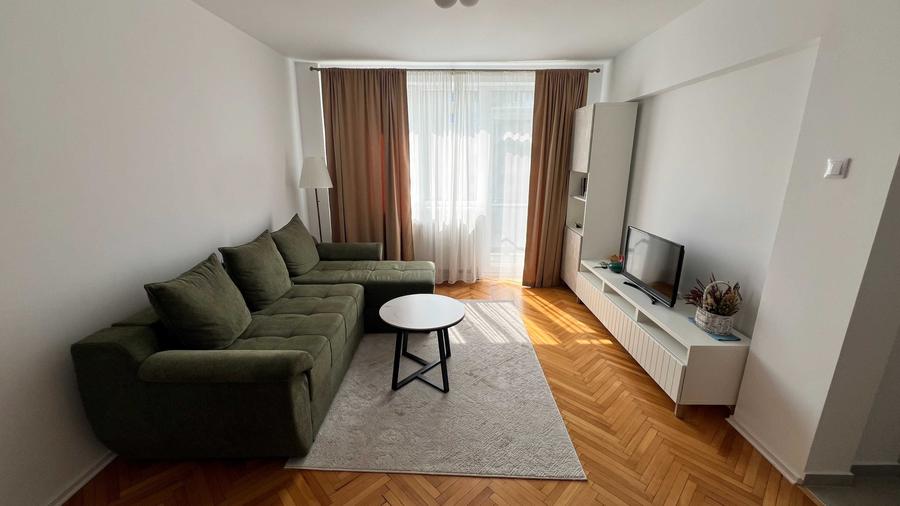 Apartament de inchiriat Electric Castle - 1