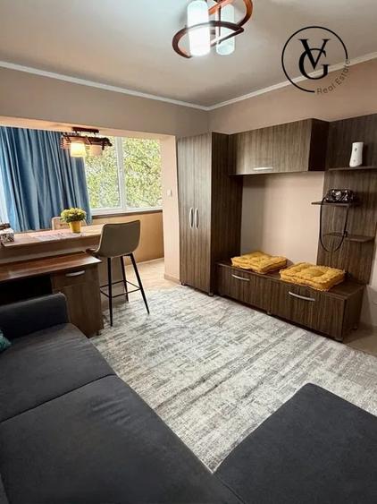 Apartament cu 2 camere decomandat, mobilat în Ultracentral