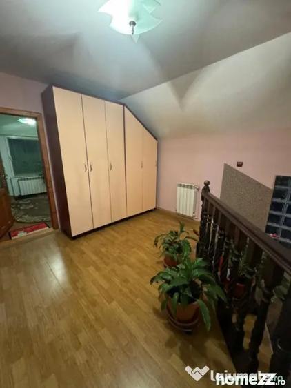 Casă cu 4 camere cu Teren 500 Mp în Rădăuți