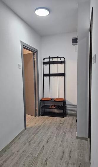 Garsonieră decomandată, mobilată în Gorjului