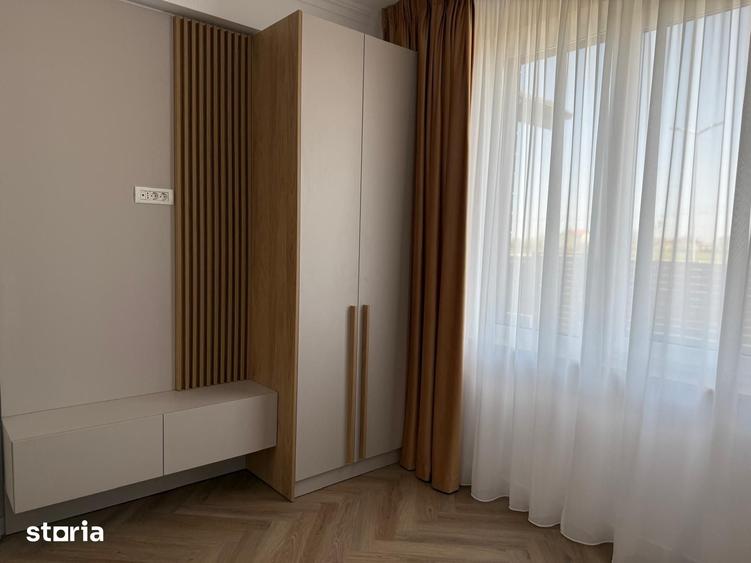 Casă cu 4 camere cu Teren 450 Mp în Central