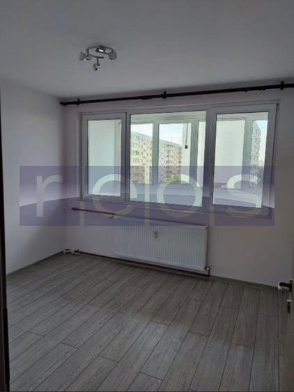Apartament cu 2 camere decomandat în Câmpia Libertății