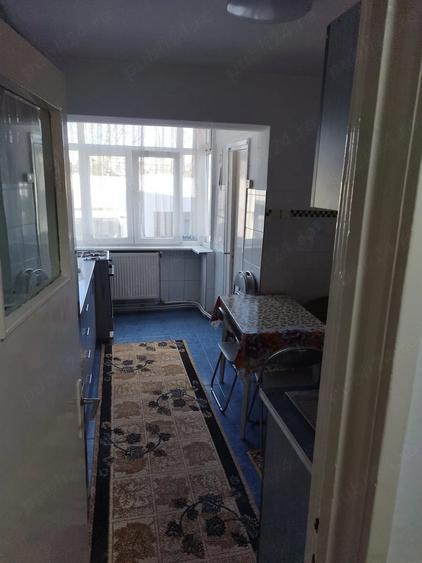 Apartament cu 3 camere semidecomandat în Ultracentral