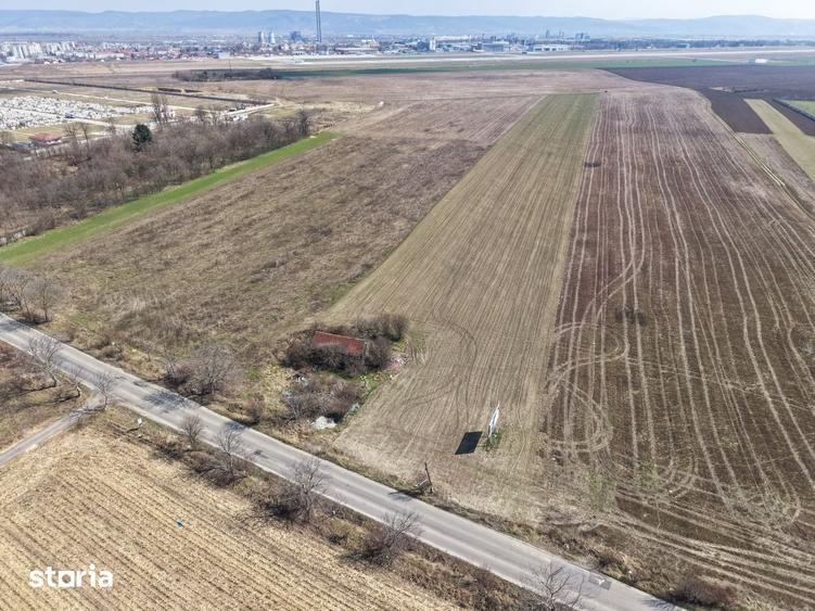 Spațiu comercial, de 44,700 mp, în Republicii