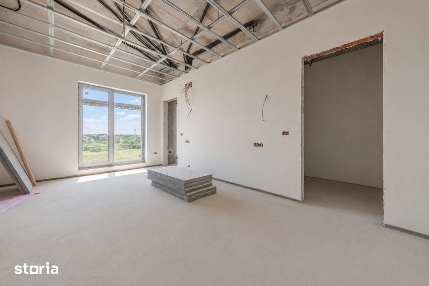 Casă cu 5 camere cu Teren 1200 Mp în Snagov