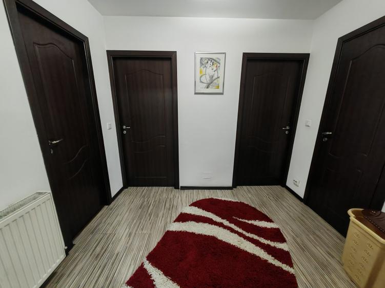 Apartament cu 3 camere decomandat, mobilat în Ștefan cel Mare