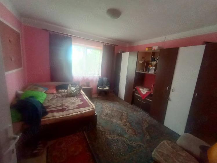 Casă cu Teren 20 Mp în Vintere