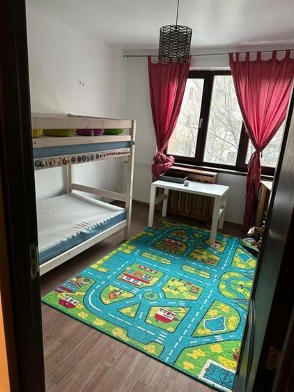 Apartament cu 2 camere decomandat în Militari