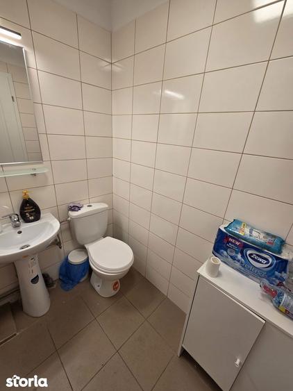 Spațiu comercial, de 60 mp, în Sisești