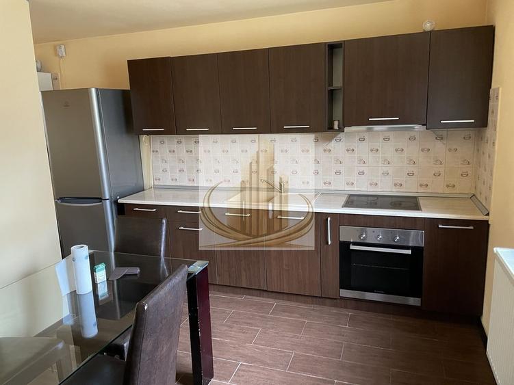 Casă individuală cu 3 camere cu Canalizare în Girocului