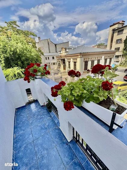 Apartament cu 4 camere decomandat, mobilat în Unirii