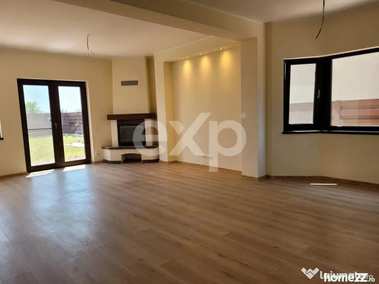 Casă cu 4 camere cu Teren 318 Mp în Corbeanca