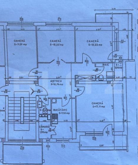Apartament 4 camere decomandat, etaj intermediar, Splaiul Cr - 7
