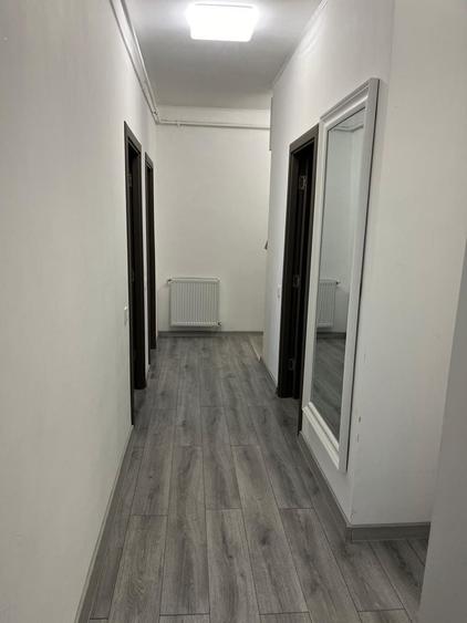 Apartament cu 3 camere în Unirii