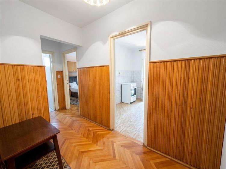 Apartament cu 3 camere decomandat în Dacia
