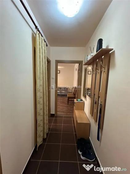 Apartament cu 2 camere semidecomandat în Luncă
